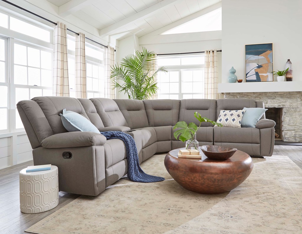 Relax Avenue grey upholstered motion sectional