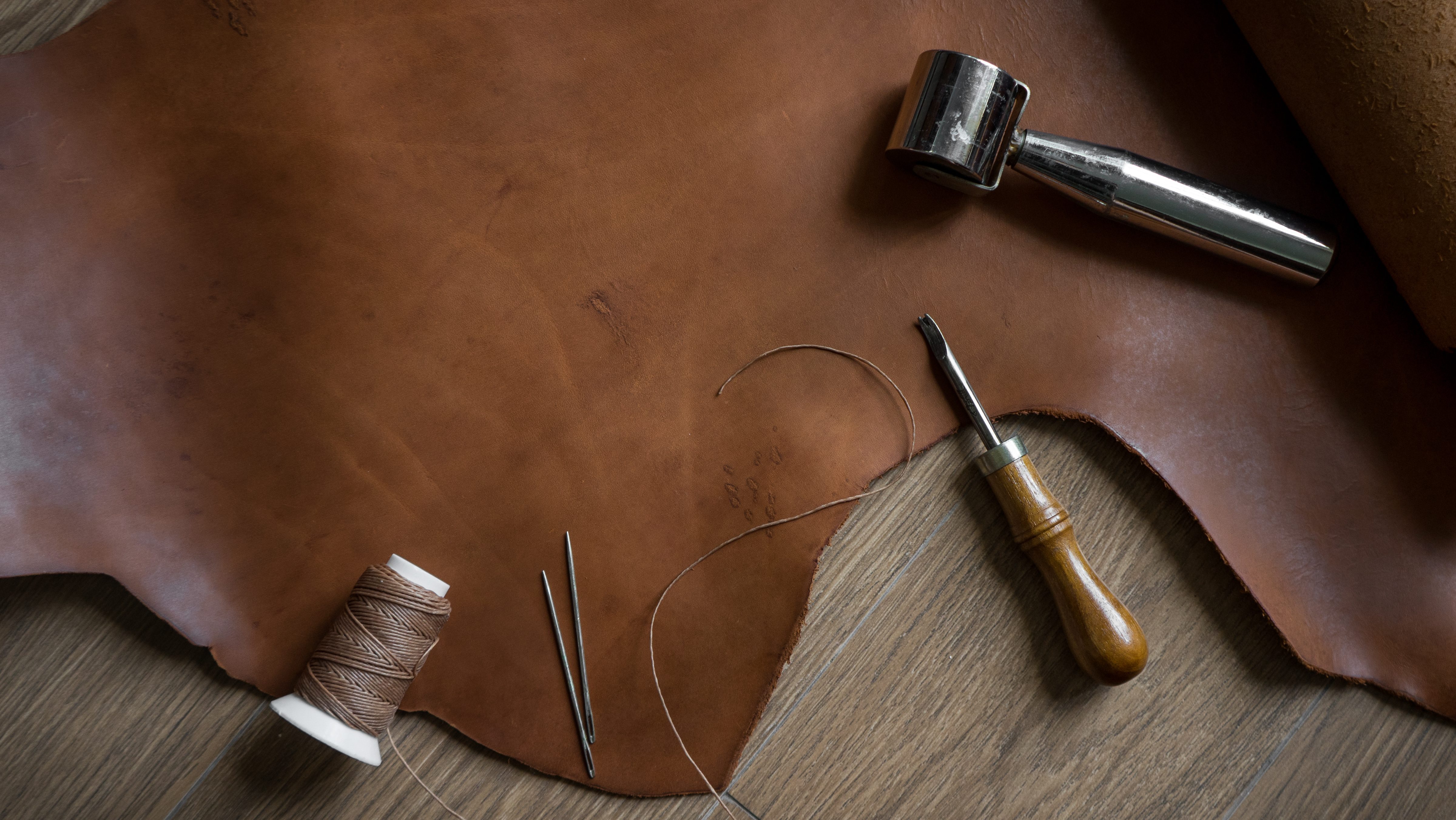 leather crafting tools
